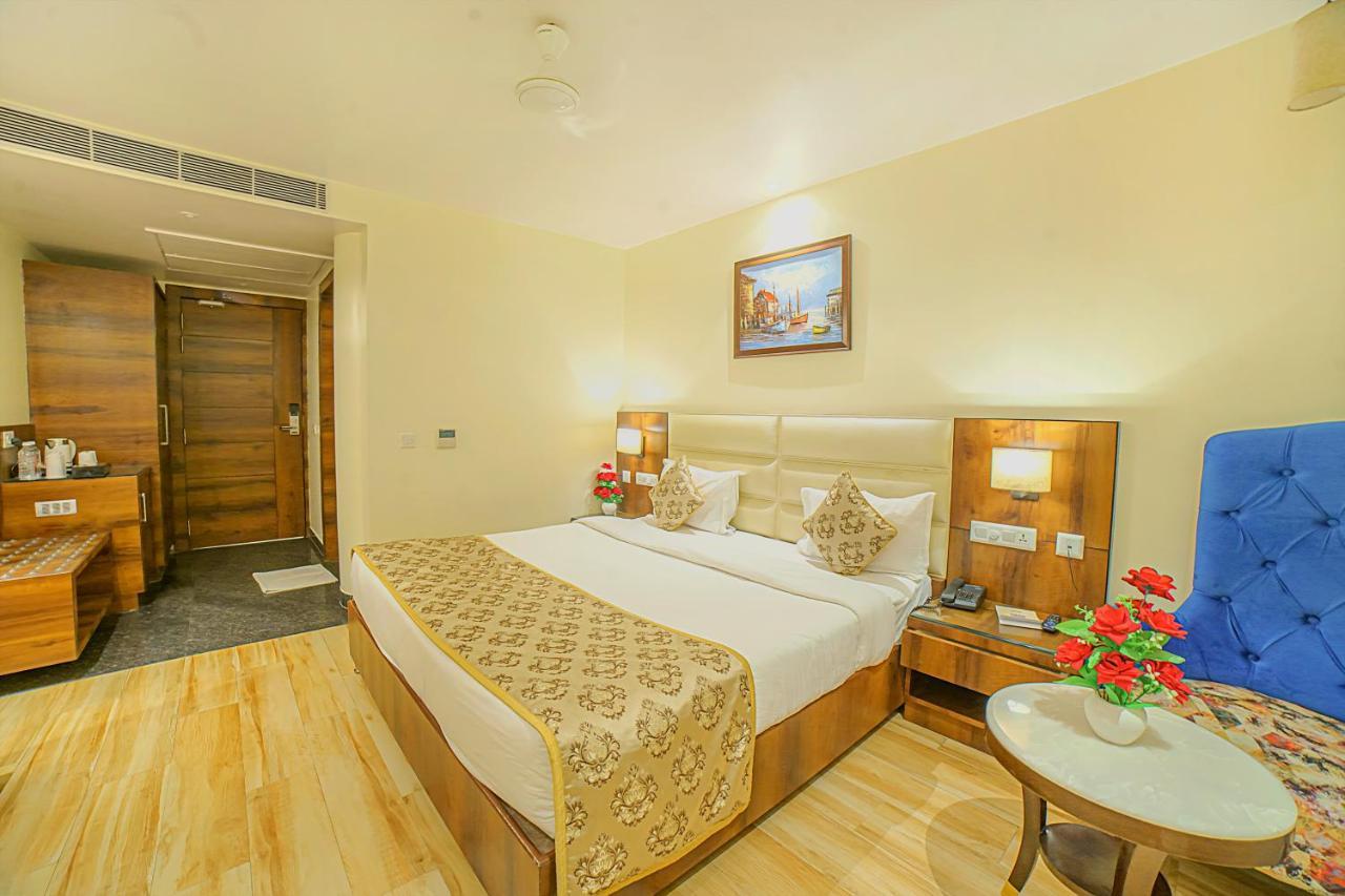 Hotel Hira Inn-10Mins From Railway Station & Bus Station Prayagraj Exterior foto